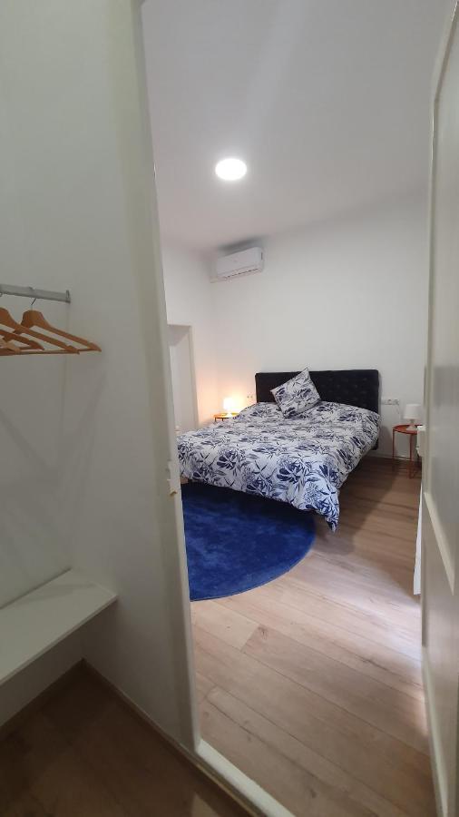 Apartamento Nuevo En Terrassa Centro Exterior photo