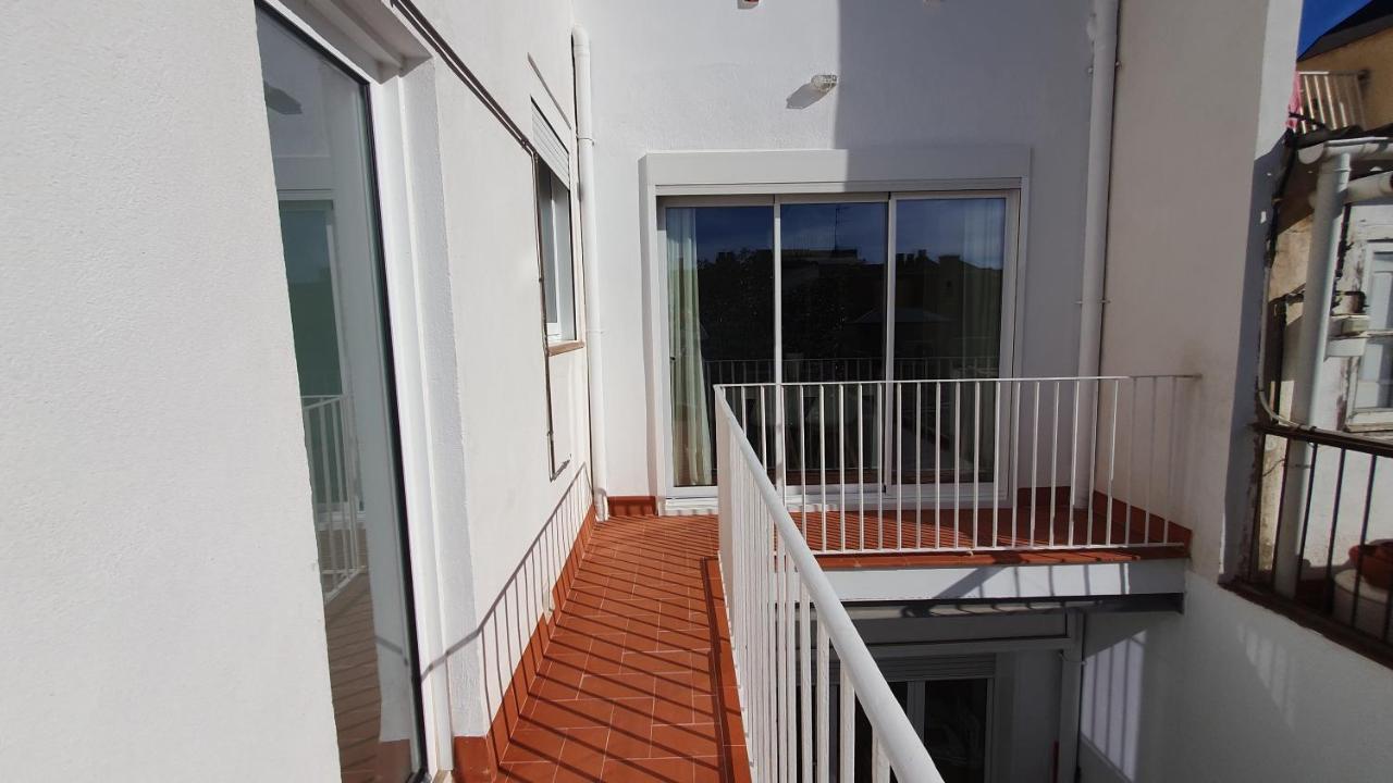 Apartamento Nuevo En Terrassa Centro Exterior photo