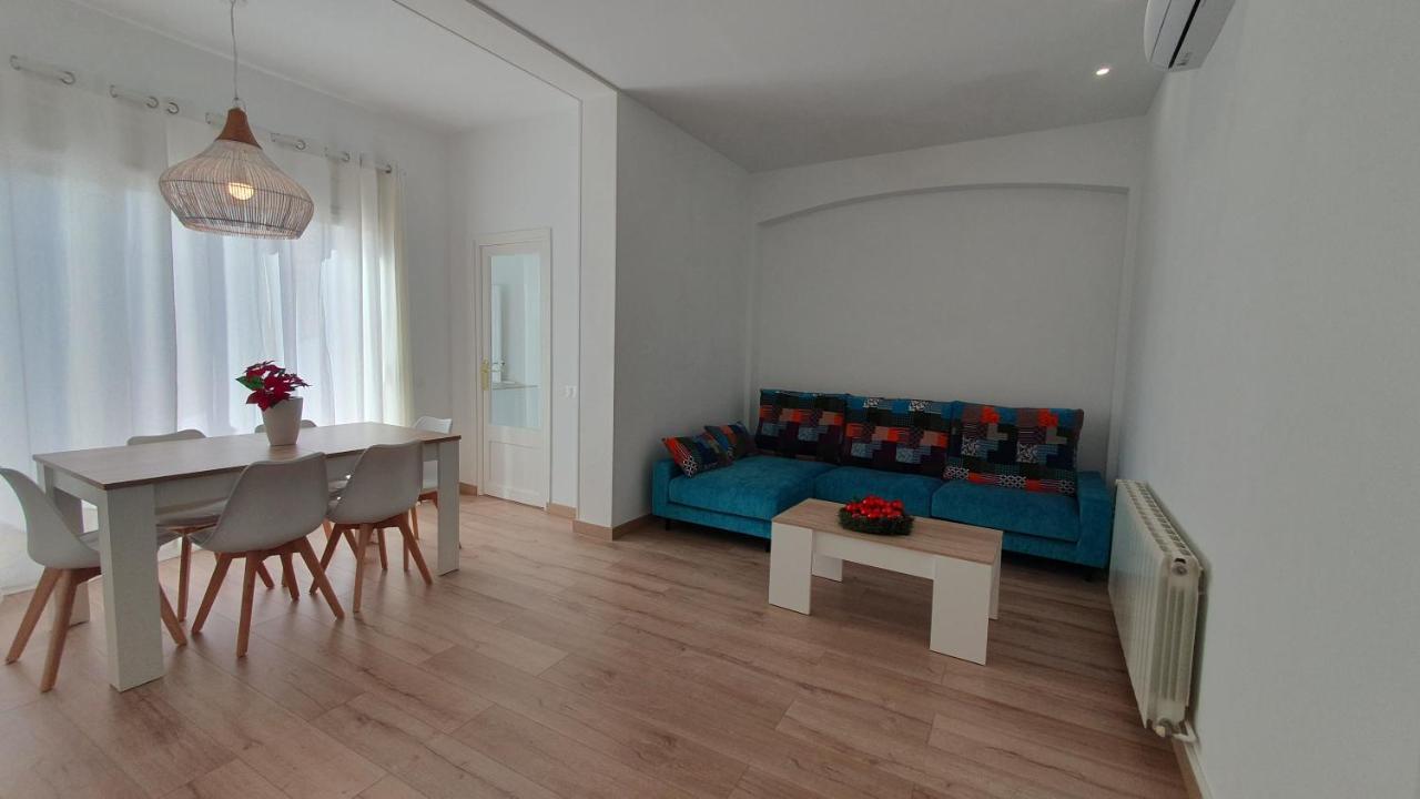 Apartamento Nuevo En Terrassa Centro Exterior photo