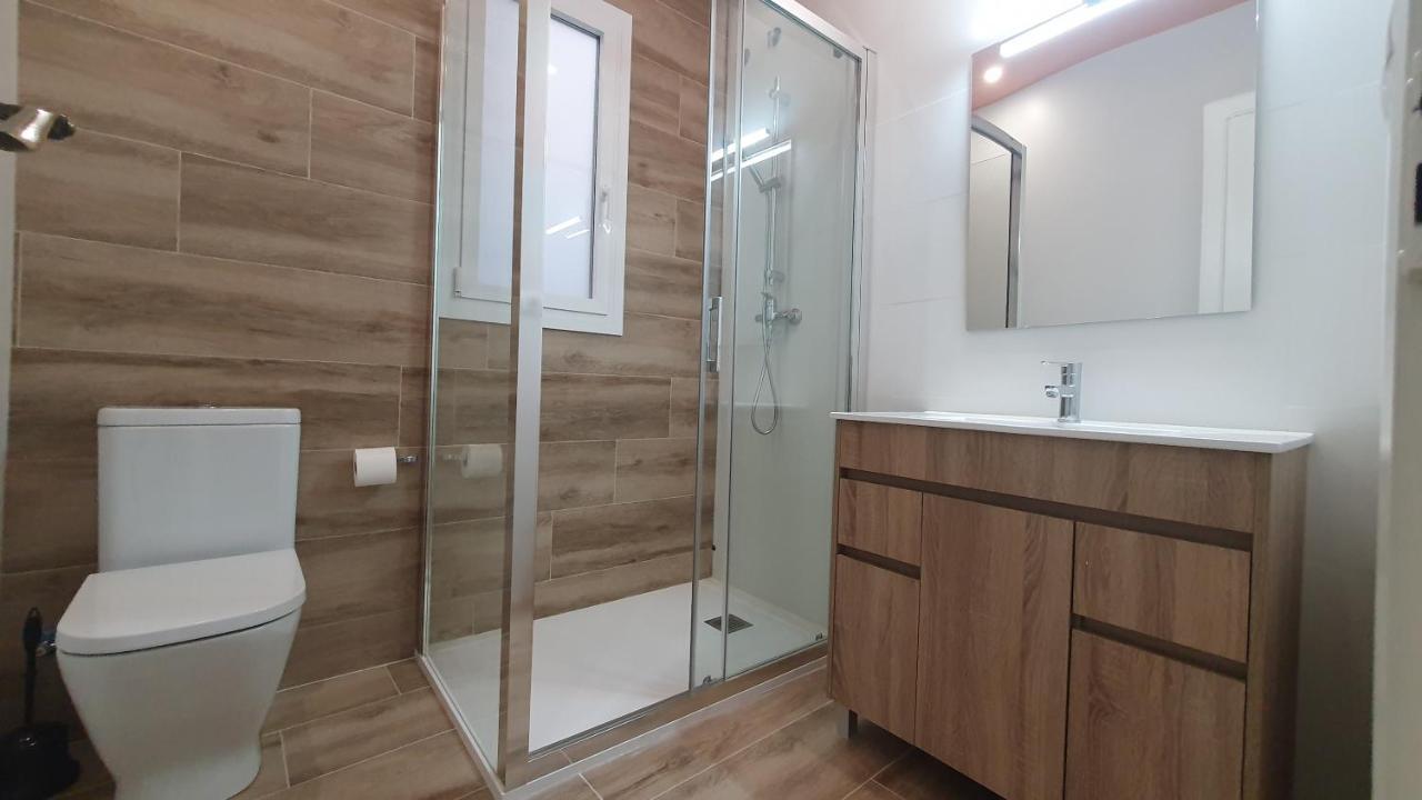 Apartamento Nuevo En Terrassa Centro Exterior photo