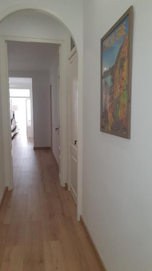 Apartamento Nuevo En Terrassa Centro Exterior photo